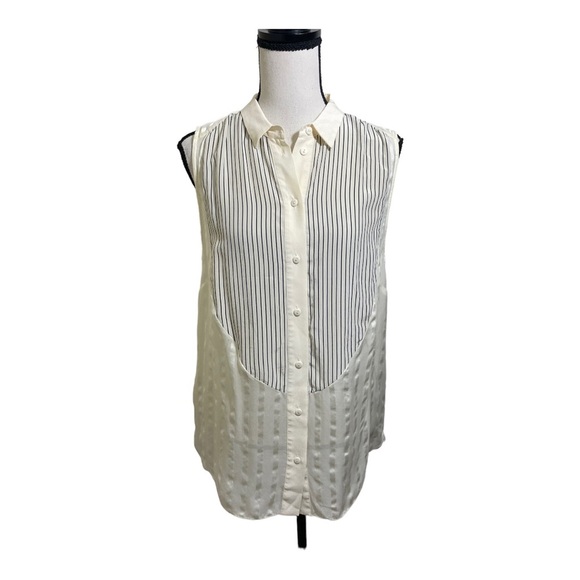 Jeunesse by Aiko womens silk blouse. Button down. Sleeveless. Size Small - Picture 7 of 10
